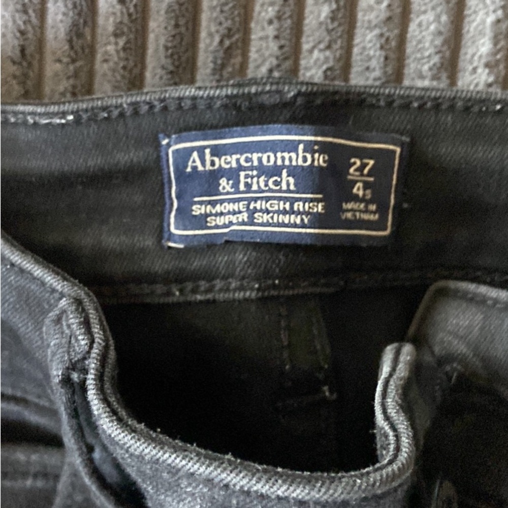 Simone High Rise Super Skinny - Abercrombie and Fitch
